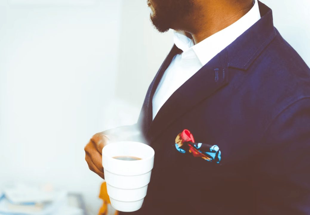 Comment retirer une tache de sa chemise ? Les Nouveaux Ateliers