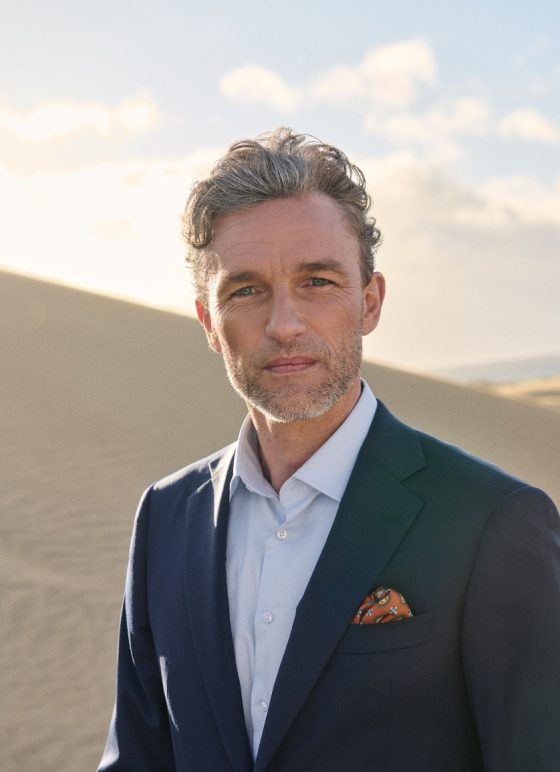 Costume deux-pièces bleu marine en tissu 100% laine Fresco –Collection Uniti