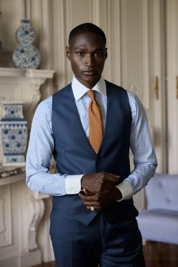 Chemise à rayures bleues et col blanc en 100% coton - Thomas Mason