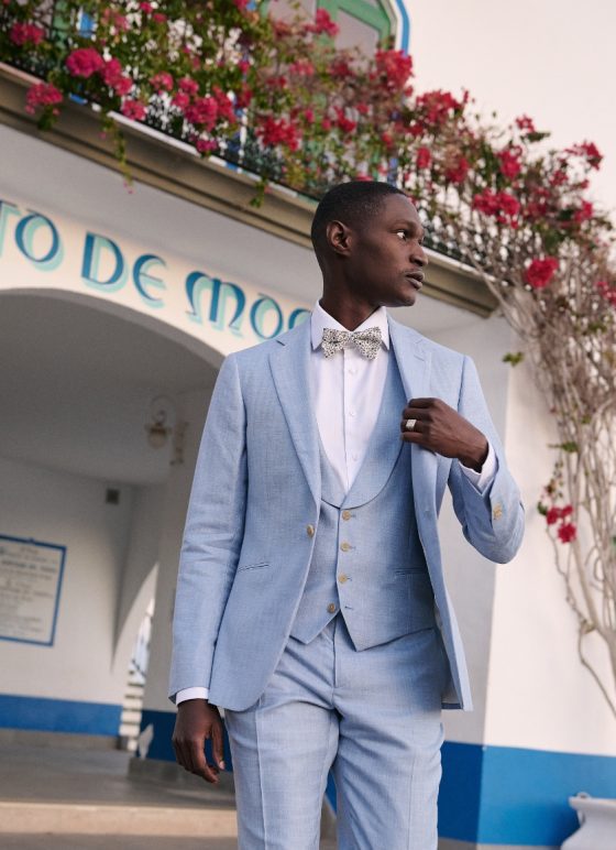 Costume trois-pièces bleu ciel gilet, en tissu laine, lin, soie​ Les Nouveaux Ateliers