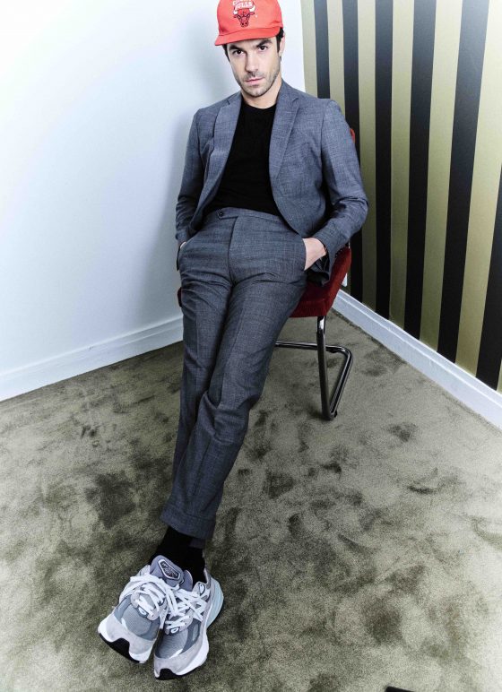 Costume sur mesure deux-pièces gris moyen en tissu 100% laine Les nouveaux ateliers