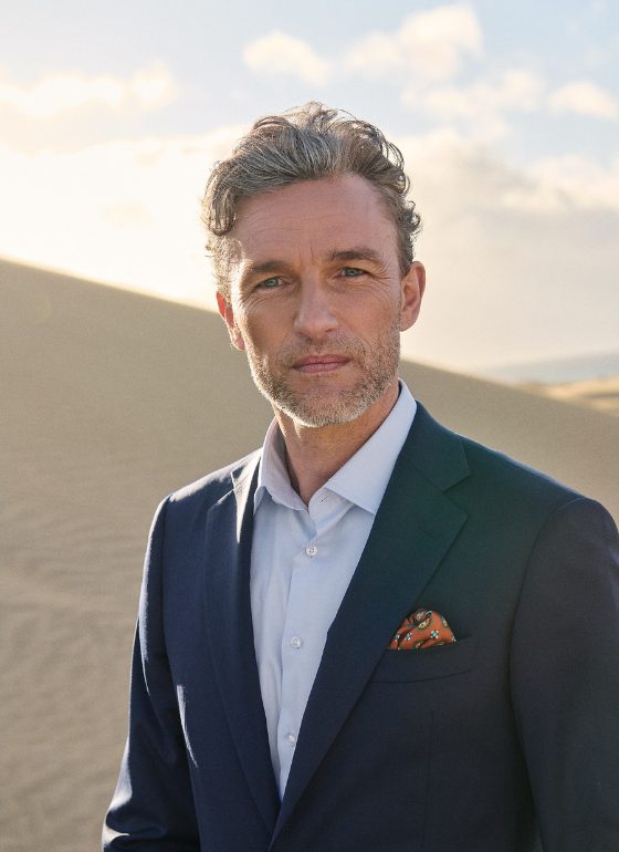 Costume deux-pièces bleu marine en tissu 100 % laine Fresco - Collection Uniti