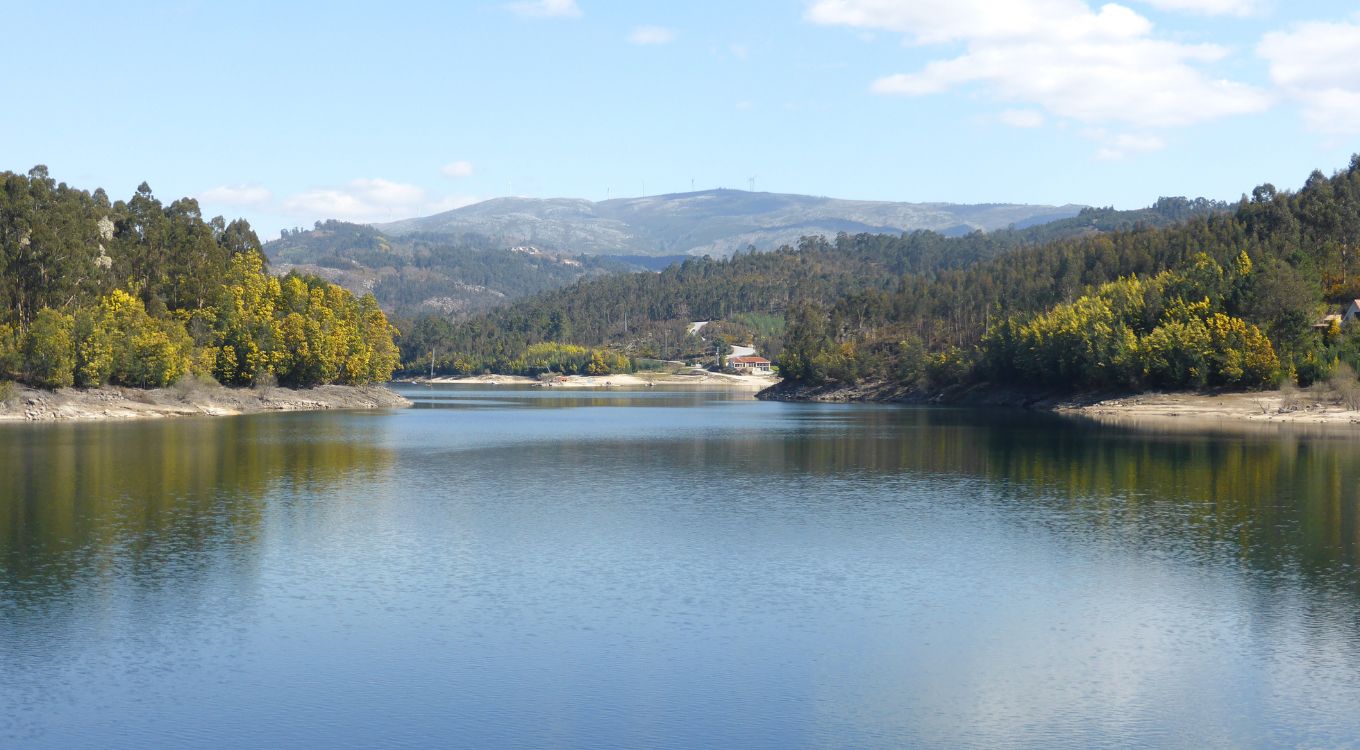 La vallée de l'Ave, située dans la région du Minho au nord du Portugal